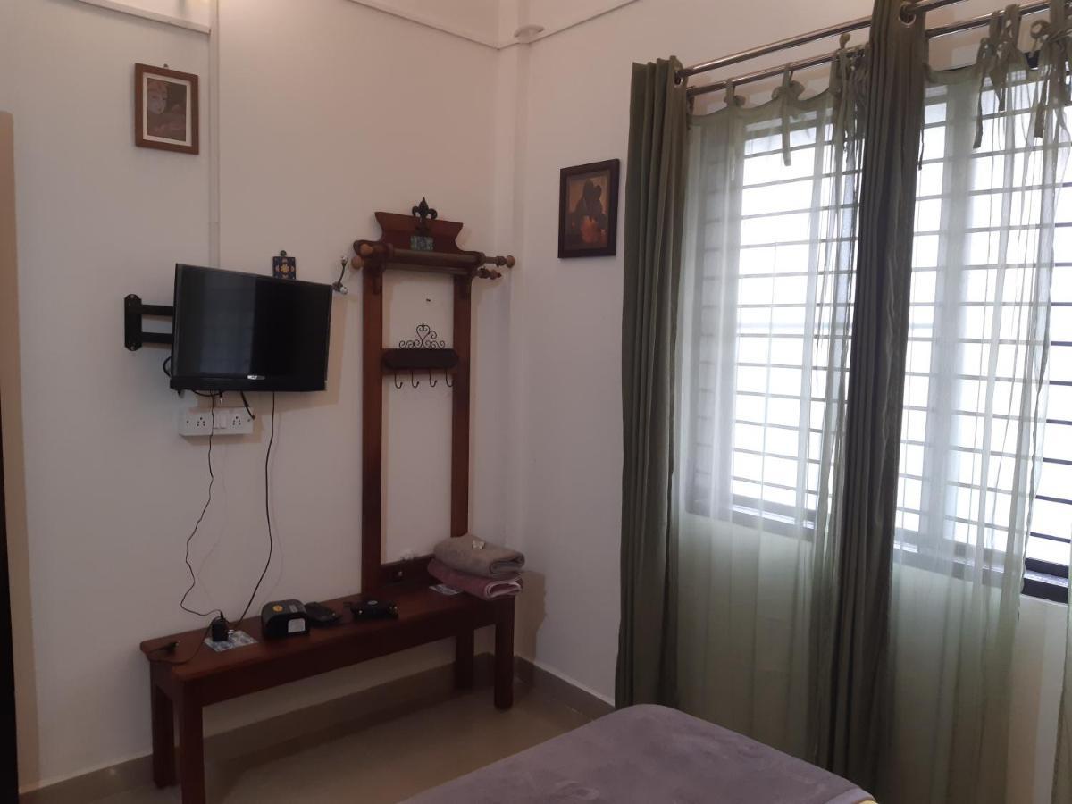 Apartmán Tiny House For Couple Madikeri Exteriér fotografie